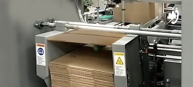 Formadora de cajas M400