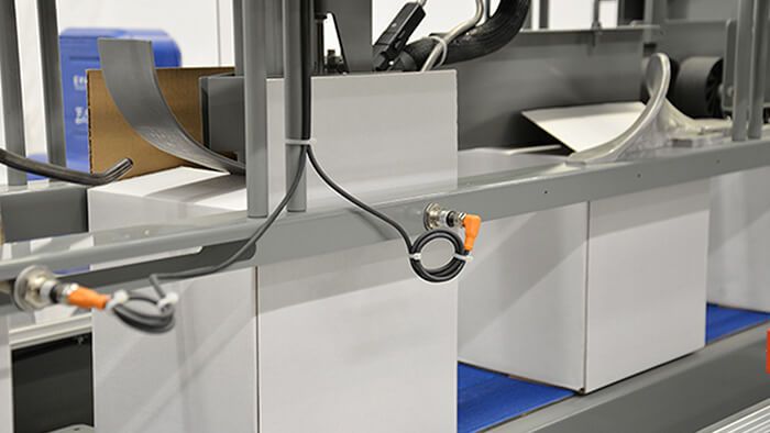 M236 Múltiples funciones para cajas cuadradas